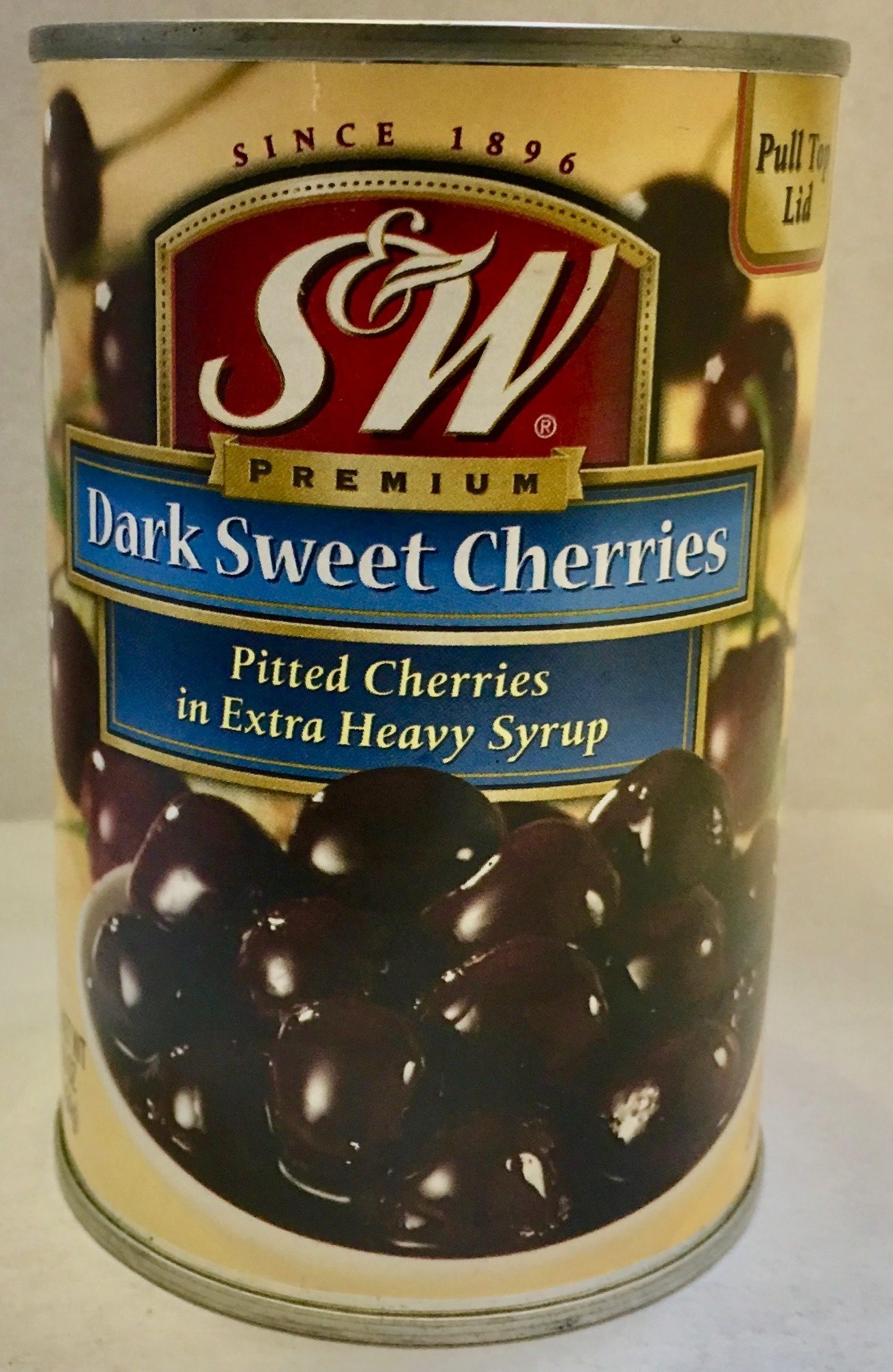 Premium pitted cherries in extra heavy syrup - Product - en