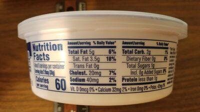 Lucerne Sour Cream - Nutrition facts - en